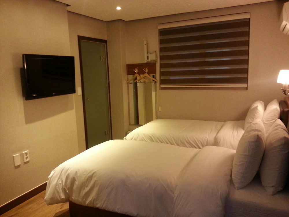 Friendly Dh Naissance Hotel By Mindrum Group Seoul Exteriör bild